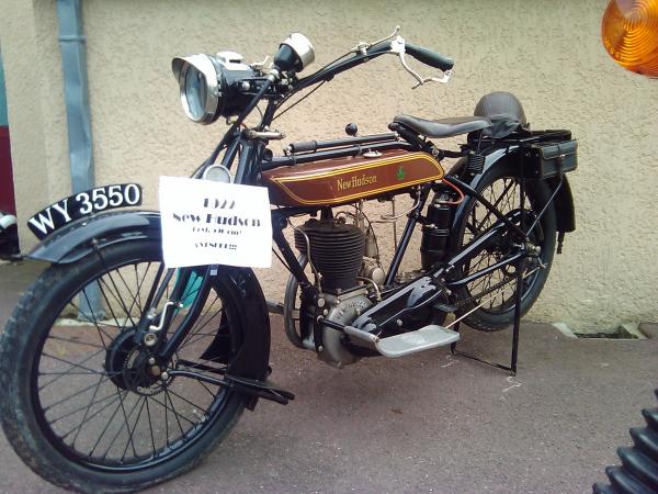 1922 600cc New Hudson for sale. Super restoration. Has full working acetylene lighting, speedo. For contact details see for sale section.